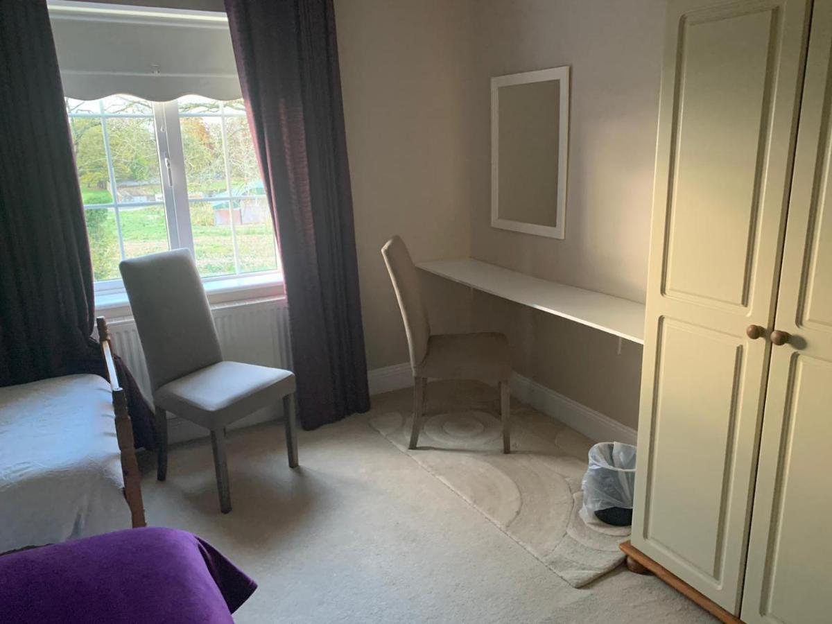 The Curragh Country House Accommodation Newbridge  Exteriér fotografie