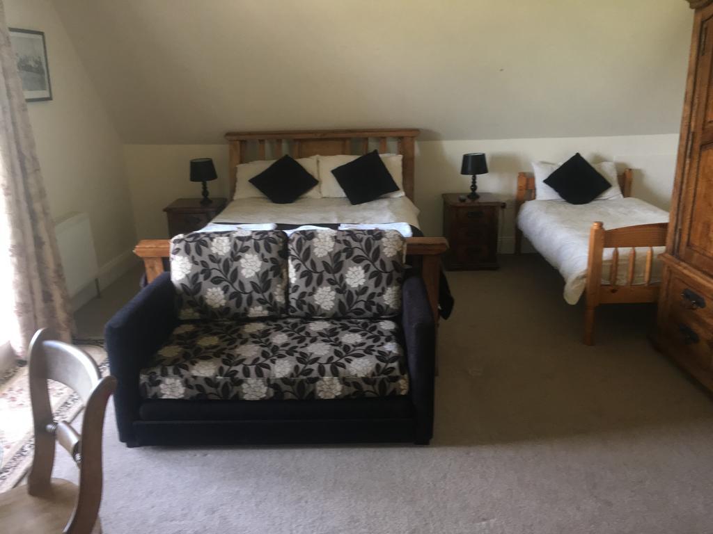 The Curragh Country House Accommodation Newbridge  Exteriér fotografie